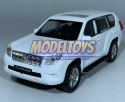 Toyota Land Cruiser Prado biała 1:34 Welly 43630F