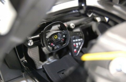 FERRARI FXX-K Evo 44 signature 1:18 Bburago 16907 FERRARI FXX-K Evo 44 signature 1:18 Bburago 16907