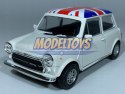 MINI COOPER 1300 biały flaga UK 1:34 Welly 43609F