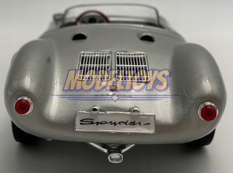 PORSCHE 550 A Spyder 1:18 model Maisto 31843 PORSCHE 550 A Spyder 1:18 model Maisto 31843