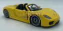 Porsche 918 Spyder yellow 1:24 model Bburago 21076