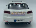 Porsche Macan white 1:24 model Bburago 21077 SUV