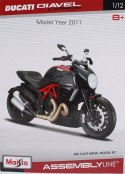 DUCATI Diavel Carbon d składania 1:12 Maisto 39196