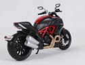 DUCATI Diavel Carbon d składania 1:12 Maisto 39196