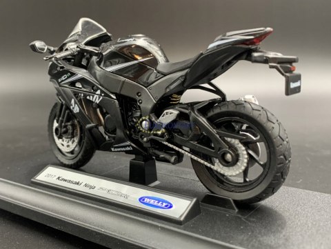 KAWASAKI Ninja ZX-10RR 2017 model 1:18 Welly KAWASAKI Ninja ZX-10RR 2017 model 1:18 Welly