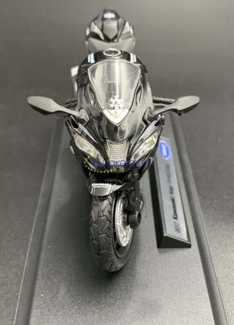 KAWASAKI Ninja ZX-10RR 2017 model 1:18 Welly KAWASAKI Ninja ZX-10RR 2017 model 1:18 Welly