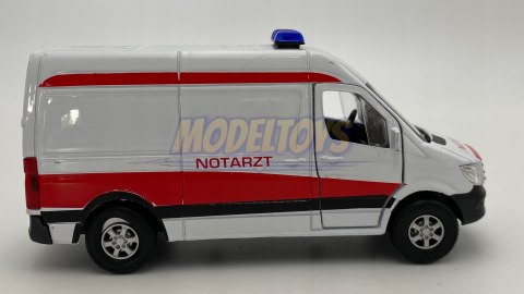 Mercedes-Benz Sprinter Panel Van 1:34 Welly 43730F Mercedes-Benz Sprinter Panel Van 1:34 Welly 43730F