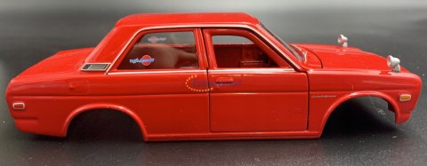 DATSUN 510 1971 1:24 do składania Maisto 39308 DATSUN 510 1971 1:24 do składania Maisto 39308