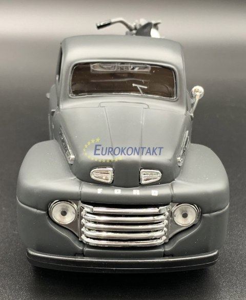 HARLEY DAVIDSON WLA Flathead 1942 + FORD F-1 1:24 HARLEY DAVIDSON WLA Flathead 1942 + FORD F-1 1:24