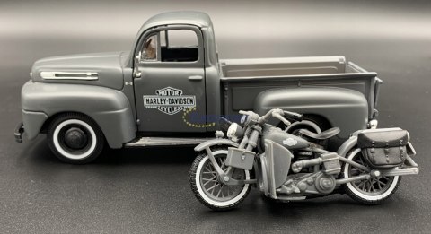 HARLEY DAVIDSON WLA Flathead 1942 + FORD F-1 1:24 HARLEY DAVIDSON WLA Flathead 1942 + FORD F-1 1:24