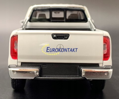 MERCEDES X Class pick-up samochód model Welly 1:27 MERCEDES X Class pick-up samochód model Welly 1:27