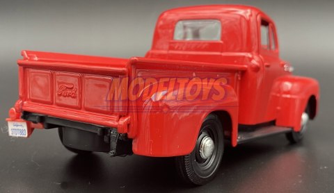 Ford F-1 Pickup 1948 red 1:25 model Maisto 31935