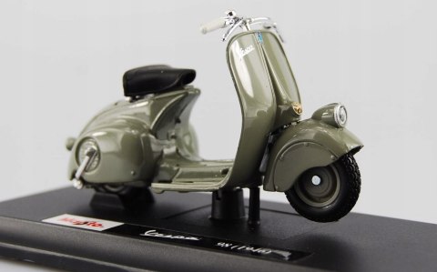 Piaggio Vespa 98 1946 skuter 1:18 model Maisto Piaggio Vespa 98 1946 skuter 1:18 model Maisto