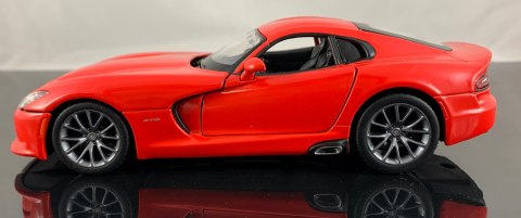 DODGE Viper GTS 2013 1:24 Maisto 31271 model metal DODGE Viper GTS 2013 1:24 Maisto 31271 model metal