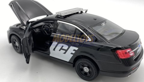 FORD Interceptor POLICE model METAL WELLY 1:24 FORD Interceptor POLICE model METAL WELLY 1:24