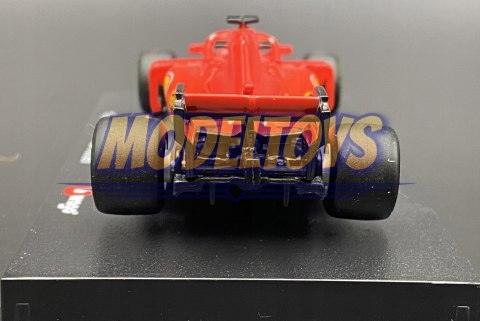 Bolid F1 FERRARI SF71H S. Vettel KASK BBurago 1:43 Bolid F1 FERRARI SF71H S. Vettel KASK BBurago 1:43