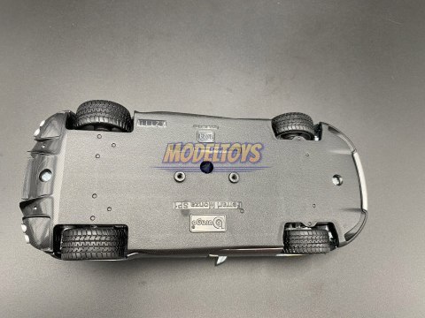 FERRARI Monza SP1 silver model Bburago 26027 FERRARI Monza SP1 silver model Bburago 26027