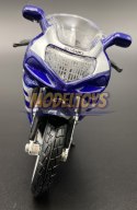 SUZUKI GSX-R750 motocykl model 1:18 Bburago