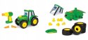 ZBUDUJ traktor Johny 18 m-cy JOHN DEERE TOMY 46655