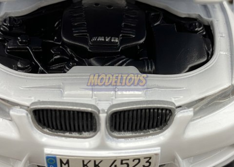 BMW M3 Coupe 2008 white model 1:24 Motormax 73347 BMW M3 Coupe 2008 white model 1:24 Motormax 73347