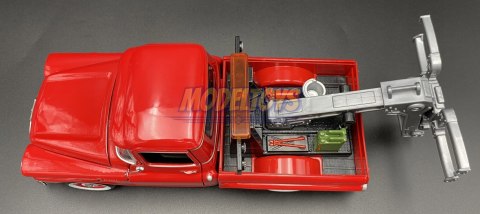 Chevy Apache 1958 Tow Truck 1:24 Motormax 75343 Chevy Apache 1958 Tow Truck 1:24 Motormax 75343