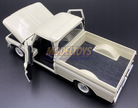 Chevy C10 Fleetside Pickup 1:24 Motormax 73355 Chevy C10 Fleetside Pickup 1:24 Motormax 73355