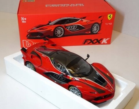 FERRARI FXX-K 88 signature 1:18 Bburago 16907 FERRARI FXX-K 88 signature 1:18 Bburago 16907