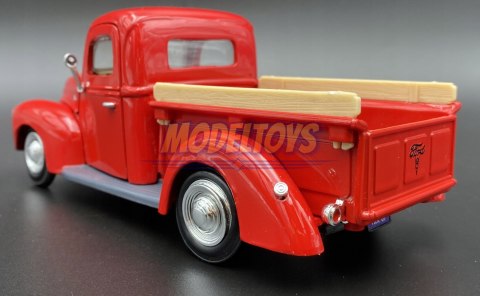 Ford Pickup 1940 model metal 1:24 Motormax 73234 Ford Pickup 1940 model metal 1:24 Motormax 73234