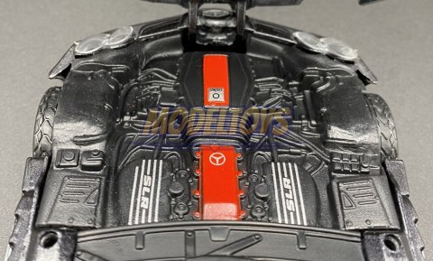 Mercedes Benz SLR McLaren 1:24 Motormax 73306 Mercedes Benz SLR McLaren 1:24 Motormax 73306