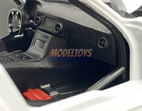 Mercedes Benz SLS AMG GT3 #7 1:24 Motormax 73772 Mercedes Benz SLS AMG GT3 #7 1:24 Motormax 73772