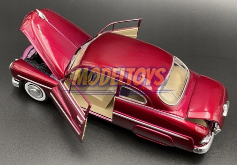 Mercury Coupe 1949 bordo model 1:24 Motormax 73225 Mercury Coupe 1949 bordo model 1:24 Motormax 73225