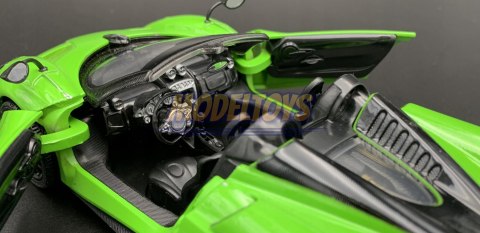 PAGANI Huayra Roadster green 1:24 Motormax 79354 PAGANI Huayra Roadster green 1:24 Motormax 79354