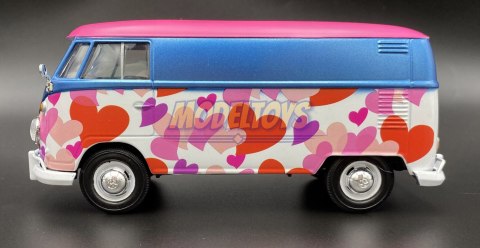 VW Type 2 T1 Delivery Van Love 1:24 Motormax 79581 VW Type 2 T1 Delivery Van Love 1:24 Motormax 79581