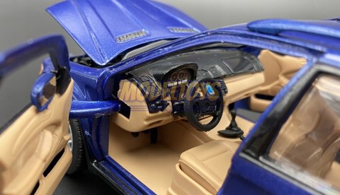 BMW X5 dark blue model 1:24 Motormax 73254 BMW X5 dark blue model 1:24 Motormax 73254