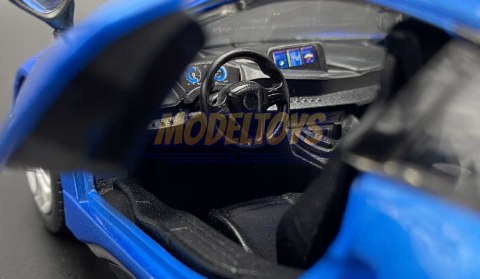 BMW i8 Coupe 2018 blue model 1:24 Motormax 79359 BMW i8 Coupe 2018 blue model 1:24 Motormax 79359