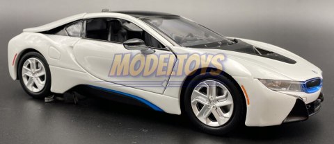 BMW i8 Coupe 2018 white model 1:24 Motormax 79359 BMW i8 Coupe 2018 white model 1:24 Motormax 79359