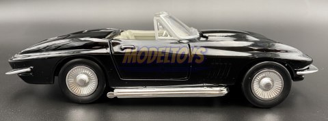 Chevrolet CORVETTE 1967 Cabrio 1:24 Motormax 73224 Chevrolet CORVETTE 1967 Cabrio 1:24 Motormax 73224