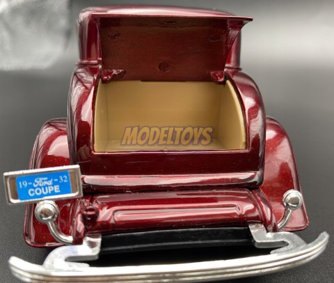 Ford Coupe 1932 model metalowy 1:24 Motormax 73251 Ford Coupe 1932 model metalowy 1:24 Motormax 73251