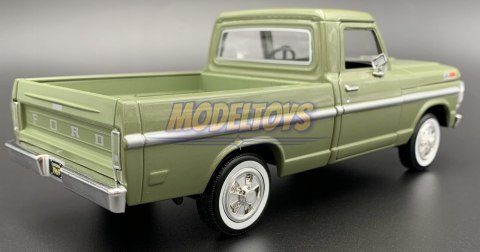 Ford F-100 Pickup 1969 1:24 Motormax 79315 Ford F-100 Pickup 1969 1:24 Motormax 79315