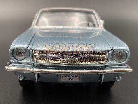 Ford MUSTANG 1/2 1964 cabrio 1:24 Motormax 73212 Ford MUSTANG 1/2 1964 cabrio 1:24 Motormax 73212