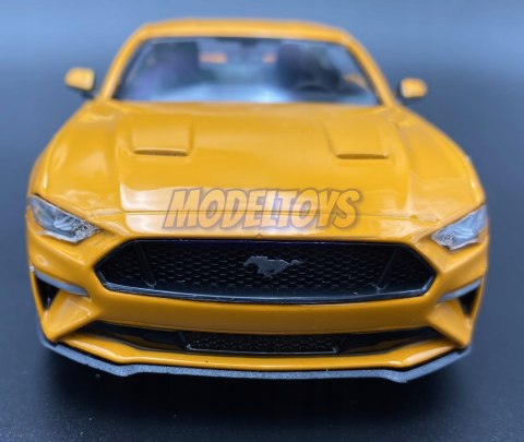 Ford MUSTANG GT 5.0 2018 model 1:24 Motormax 79352 Ford MUSTANG GT 5.0 2018 model 1:24 Motormax 79352