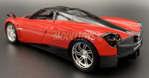 PAGANI Huayra red 1:24 Motormax 79312 PAGANI Huayra red 1:24 Motormax 79312