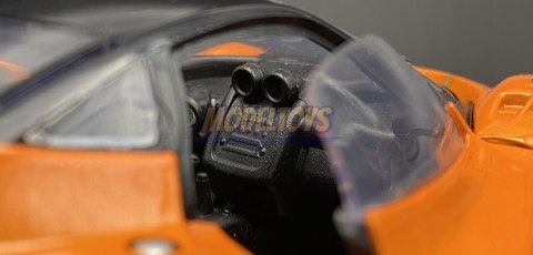 PAGANI Zonda F orange 1:24 Motormax 73369 PAGANI Zonda F orange 1:24 Motormax 73369