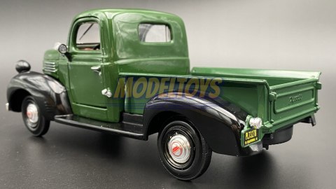 Plymouth 1941 Pickup 1:24 model Motormax 73278 Plymouth 1941 Pickup 1:24 model Motormax 73278