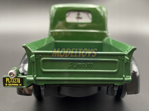 Plymouth 1941 Pickup 1:24 model Motormax 73278 Plymouth 1941 Pickup 1:24 model Motormax 73278