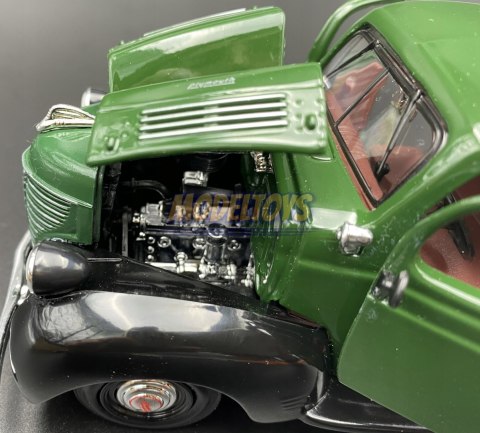 Plymouth 1941 Pickup 1:24 model Motormax 73278 Plymouth 1941 Pickup 1:24 model Motormax 73278