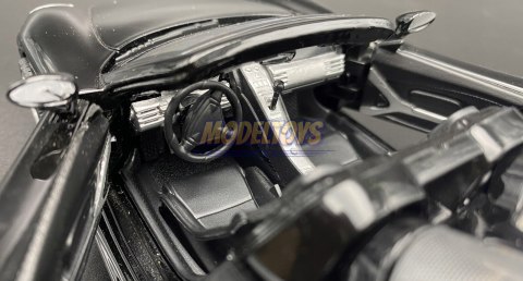 Porsche Carrera GT model 1:24 Motormax 73305 Porsche Carrera GT model 1:24 Motormax 73305