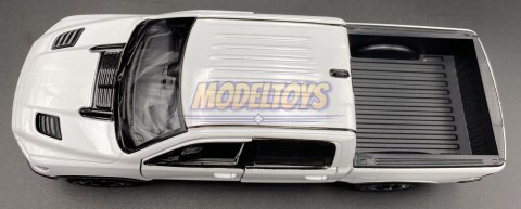 RAM 1500 Crew Rebel 2019 1:27 model Motormax 79358 RAM 1500 Crew Rebel 2019 1:27 model Motormax 79358