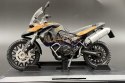 BMW F800 GS na podstawce 1:18 Motormax