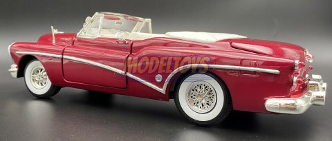 BUICK Skylark 1953 1:18 model Motormax 73129 BUICK Skylark 1953 1:18 model Motormax 73129